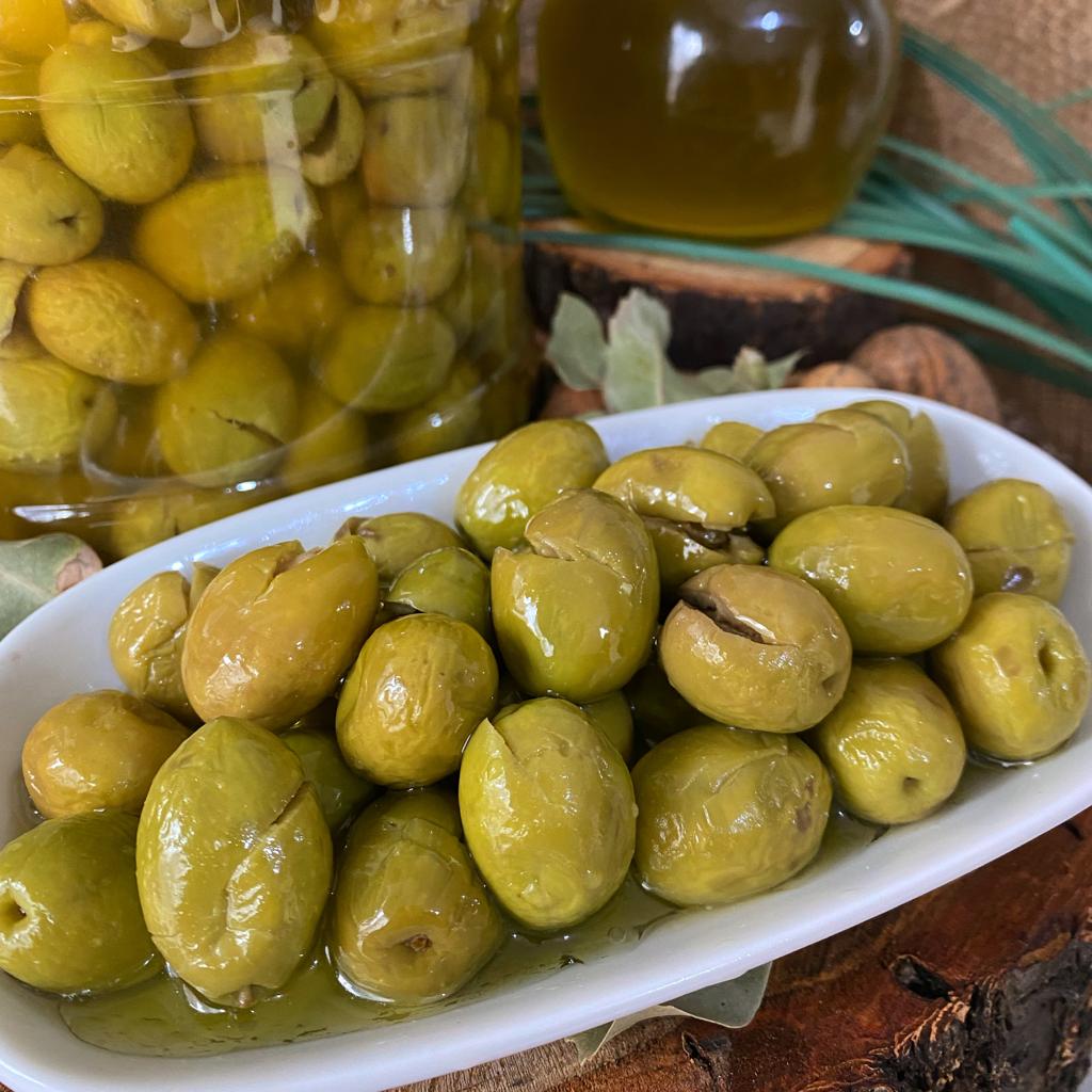 Hatay%20El%20Kırması%20Yeşil%20Zeytin%204%20Adet%205%20lt%20Net%2012%20KG