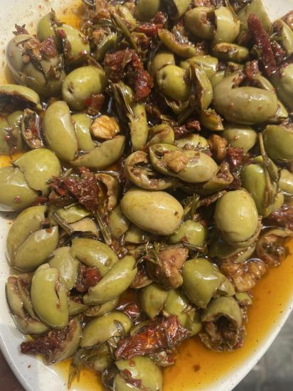 Yeşil Zeytin Salatası 450 mlg